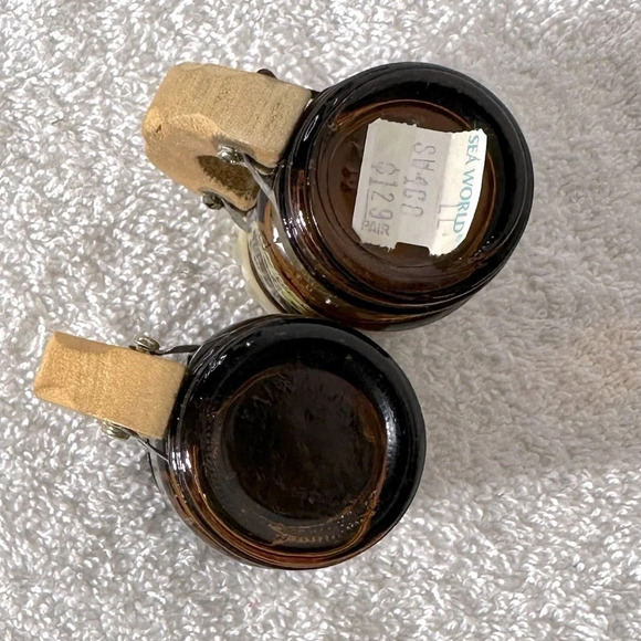 Vintage Sea World Tiny Beer Mug  Salt & Pepper Shakers - Picture 8 of 10